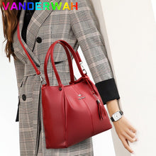 Load image into Gallery viewer, Elegant Women Cowhide Handbag Luxury Designer Shoulder Crossbody Genuine Leather Bag Bridal Red Messenger Sac Fashion Lady Bolsa