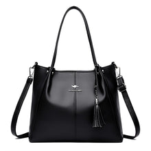 Load image into Gallery viewer, Elegant Women Cowhide Handbag Luxury Designer Shoulder Crossbody Genuine Leather Bag Bridal Red Messenger Sac Fashion Lady Bolsa