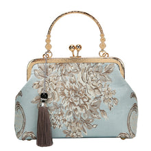 Load image into Gallery viewer, Chain Women Shoulder Crossbody Messenger Bag Women's Handbags Autumn Vintage Fashion Flowers Bag Bags Kiss Lock Shell Bags Bag
