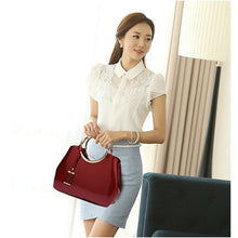 Load image into Gallery viewer, 2022 Famous Brands Women Bag High Quality Women Handbags Patent Leather Ladies Cross Body Messenger Shoulder Bags Bolsa Feminina