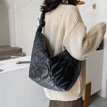 Load image into Gallery viewer, Women's Bag Autumn Winter Shoulder Corssbody Bags Women New Large Capacity Zipper Fashion Wild Female Cotton Design Travel Tote