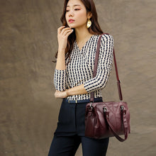 Load image into Gallery viewer, Brand Fashion Crossbody Bags for Women 2022 New High Capacity Handbags Luxury Handbags Women Bags Designer Lady Shoulder Bag