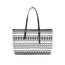 Load image into Gallery viewer, Running Chain PU Leather Shoulder Bag