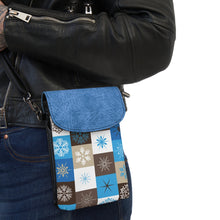 Load image into Gallery viewer, Winter Snow Small Cell Phone Wallet
