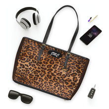 Load image into Gallery viewer, Leopard Kind PU Leather Shoulder Bag