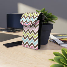 Load image into Gallery viewer, Zig Zag Small Cell Phone Wallet