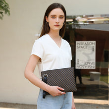 Load image into Gallery viewer, Womens Simple Large-Capacity Clutch Bag With Print
