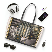 Load image into Gallery viewer, Green Chain PU Leather Shoulder Bag
