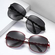 Load image into Gallery viewer, BARCUR Design Sun Glasses For Women Classic Polarized Sunglasses Female Luxury Shades Oculos Ladies Eyewear

