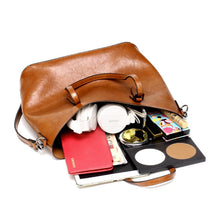 Load image into Gallery viewer, Luxury Designer Women Shoulder Bags Leather Large Capacity Oil Leather Handbags Crossbody Bag For Women Handbag Bolsas Feminina
