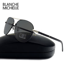 Load image into Gallery viewer, Haute qualité lunettes de soleil hommes polarisés UV400 conduite lunettes de soleil hommes Vintage Anti-éblouissement lunettes de soleil 2022 okulary oculos avec boîte sunglasses men sun glasses man sunglass mens
