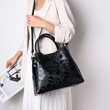 Load image into Gallery viewer, 2022 New Brand Luxury Handbags Women Bags Designer Rose Print Tote Bag Fashion Shoulder Crossbody Bags for Women Travel Handbag
