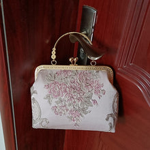 Load image into Gallery viewer, Chain Women Shoulder Crossbody Messenger Bag Women's Handbags Autumn Vintage Fashion Flowers Bag Bags Kiss Lock Shell Bags Bag
