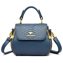 Load image into Gallery viewer, Crocodile Leather Designer Handbag for Female 2022 Casual Shoulder Crossbody Women Shopper Bag Luxury Brand Ladies Messenger Sac
