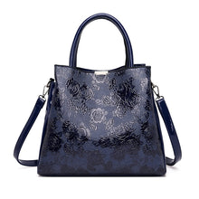 Load image into Gallery viewer, 2022 New Brand Luxury Handbags Women Bags Designer Rose Print Tote Bag Fashion Shoulder Crossbody Bags for Women Travel Handbag
