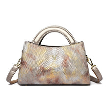 Load image into Gallery viewer, High Quality Crocodile pattern Shoulder Bags Large Capacity Handbags and Purses women Messenger Bags Casual Fashion Handbag Sac
