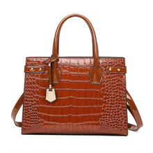 Load image into Gallery viewer, Pantent Leather Women Messenger Bags Crocodile Female Crossbody Shoulder Hand bags For Women 2022 High Quality Ladies Handbags
