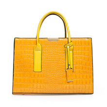 Load image into Gallery viewer, Pantent Leather Women Messenger Bags Crocodile Female Crossbody Shoulder Hand bags For Women 2022 High Quality Ladies Handbags
