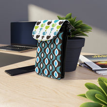 Load image into Gallery viewer, Chain of Hearts Small Cell Phone Wallet
