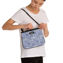 Load image into Gallery viewer, Blu Joy Small Shoulder Bag
