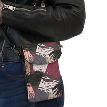 Load image into Gallery viewer, Delicate Patch Work Small Cell Phone Wallet
