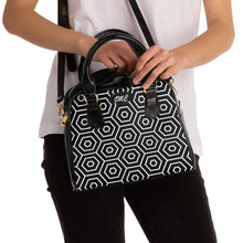 Load image into Gallery viewer, Spiral Chain Shoulder Handbag
