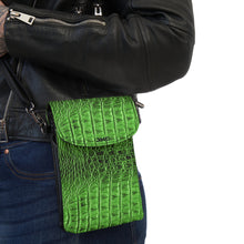 Load image into Gallery viewer, Green Vintage Small Cell Phone Wallet
