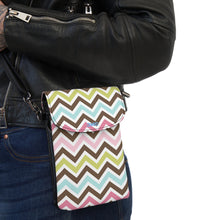 Load image into Gallery viewer, Zig Zag Small Cell Phone Wallet
