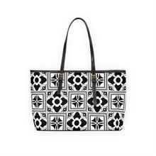 Load image into Gallery viewer, Queen 'Star PU Leather Shoulder Bag

