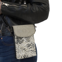 Load image into Gallery viewer, Black Branch Small Cell Phone Wallet
