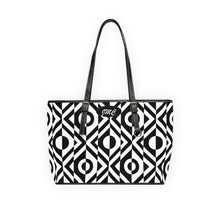 Load image into Gallery viewer, Dramatic Flow PU Leather Shoulder Bag
