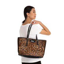 Load image into Gallery viewer, Leopard Kind PU Leather Shoulder Bag
