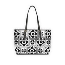 Load image into Gallery viewer, Queen 'Star PU Leather Shoulder Bag
